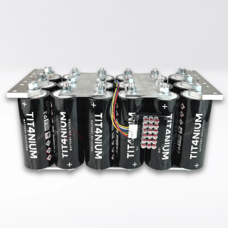 Batteria 120Ah TITANIUM 13.8V - 18 Celle LTO con BMS e Barre - 42x21x21cm
