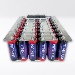 Batteria Extreme 360Ah TITANIUM 14.4V - 48 Celle LTO con BMS e Barre - 42x56x19cm