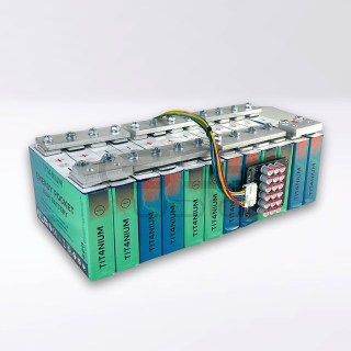 Batteria LTO TITANIUM 14.4V 70Ah - 12 Celle con BMS e Barre - 35x17.4x12cm