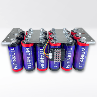 Extreme 135Ah TITANIUM 14.4V Battery - 18 LTO Cells with BMS and Bars - 42x21x19cm